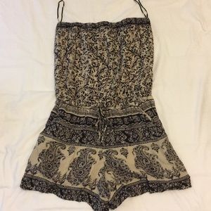 Strapless romper